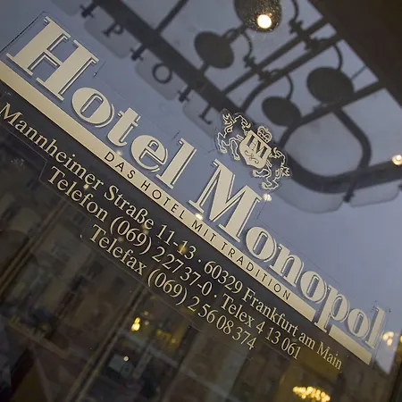 Hotel Monopol - Central Station