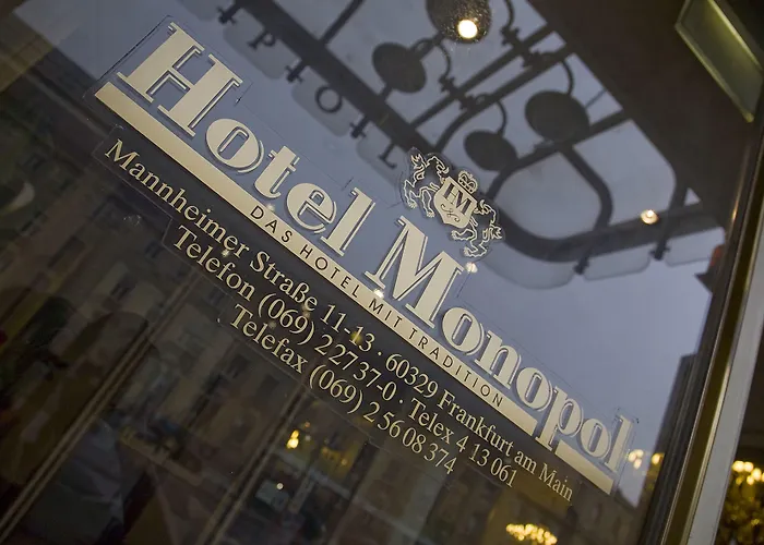 Hotel Monopol - Station